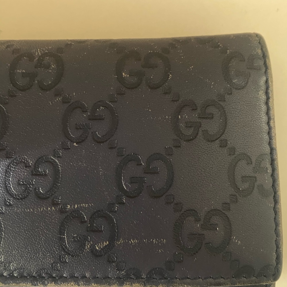 AUTHENTIC Gucci wallet